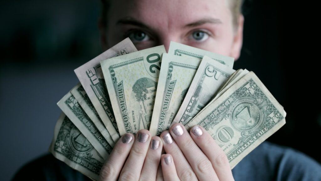 Four Ways to Earn Real Money with Strong Future International (SFI)